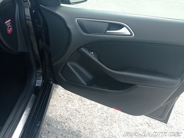 Mercedes-Benz B 180 CDI 80kW/Kamera/1Maj 2014