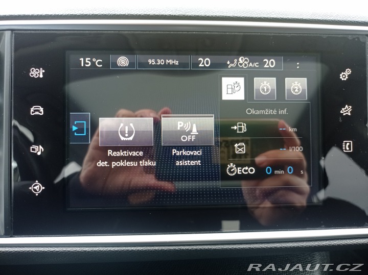 Peugeot 308 1.2i 96kW Navi/Panorama/1 2016