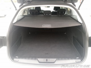 Peugeot 308 1.2i 96kW Navi/Panorama/1 2016