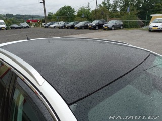 Peugeot 308 1.2i 96kW Navi/Panorama/1 2016