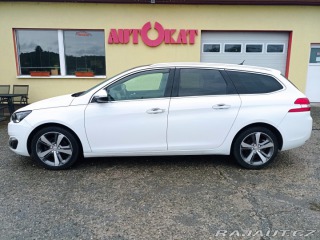 Peugeot 308 1.2i 96kW Navi/Panorama/1 2016