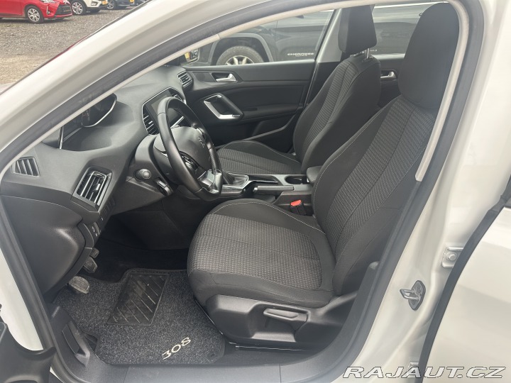 Peugeot 308 1.2i 81kW Navi/1Maj 2018