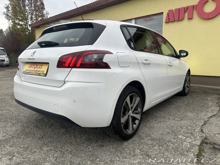 Peugeot 308 1.2i 81kW Navi/1Maj 2018