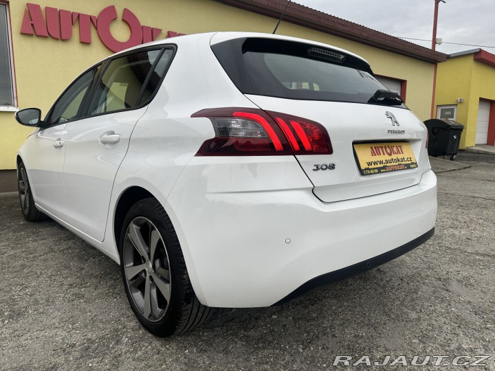 Peugeot 308 1.2i 81kW Navi/1Maj 2018