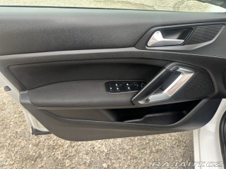 Peugeot 308 1.2i 81kW Navi/1Maj 2018