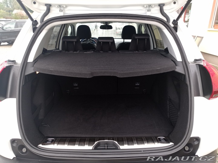 Peugeot 2008 1.5 75kW/Navi/1Maj/TOP 2018