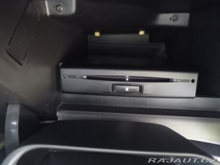 Peugeot 2008 1.5 75kW/Navi/1Maj/TOP 2018