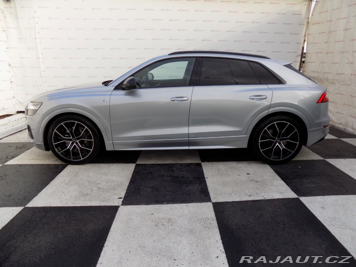 Audi Q8 50TDI/REZERVACE 2019