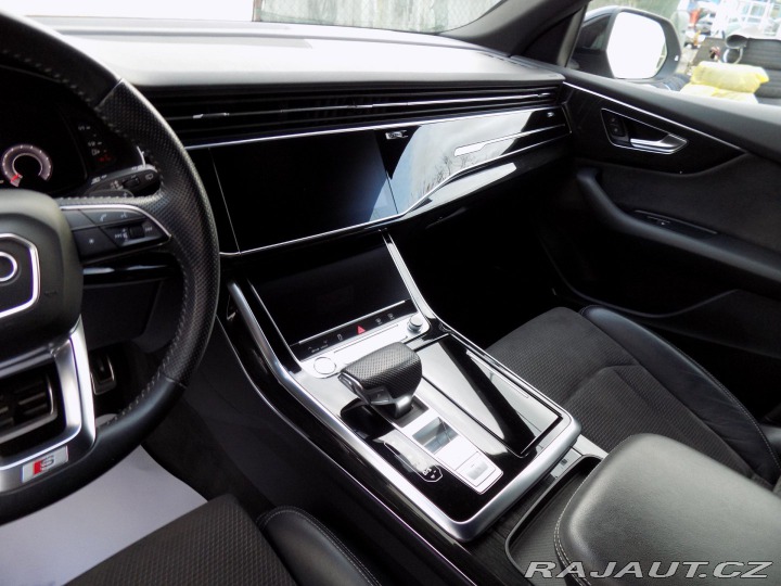 Audi Q8 50TDI/REZERVACE 2019