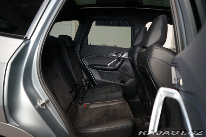 BMW X1 xDRIVE23i*PANO*360*HUD*SE 2022