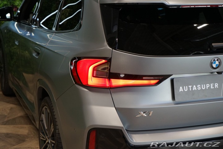 BMW X1 xDRIVE23i*PANO*360*HUD*SE 2022