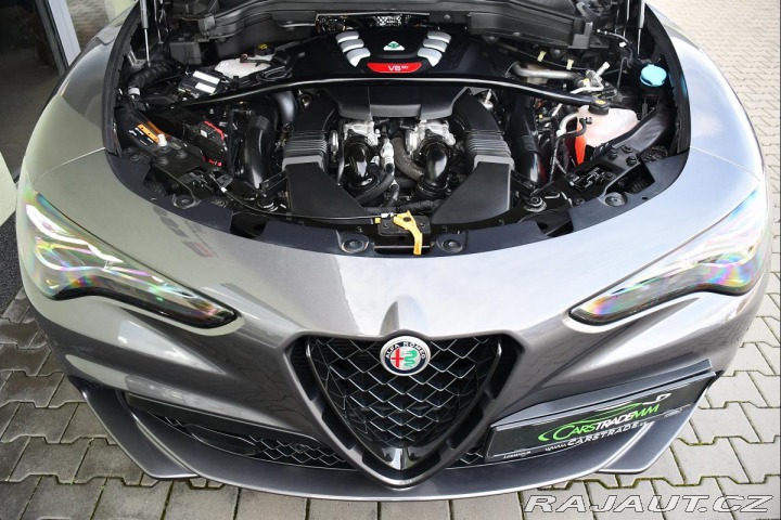 Alfa Romeo Stelvio 2.9 V6 QUADRIFOGLIO REZER 2024