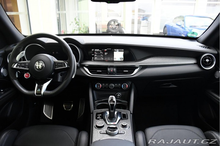 Alfa Romeo Stelvio 2.9 V6 QUADRIFOGLIO REZER 2024