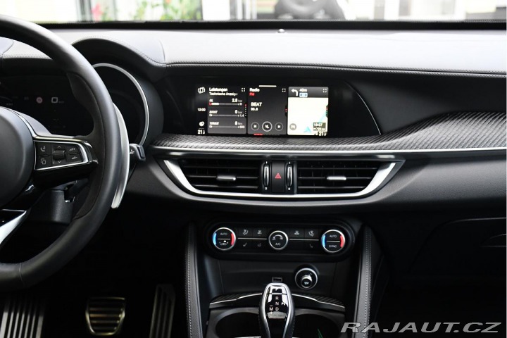 Alfa Romeo Stelvio 2.9 V6 QUADRIFOGLIO REZER 2024