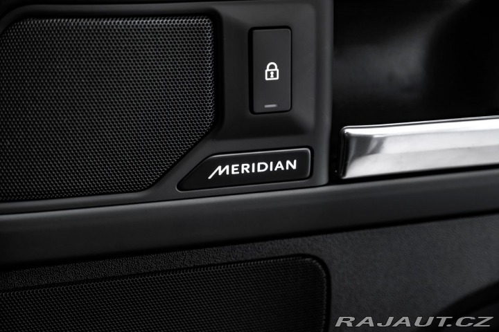 Land Rover Defender SE V6 D200, panorama, Mer 1800