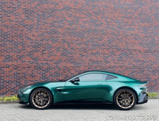 Aston Martin V8 Vantage | NaSklade - Malachite m 2024