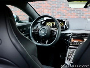 Aston Martin V8 Vantage | NaSklade - Malachite m 2024