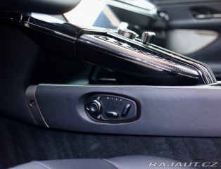 Aston Martin V8 Vantage | NaSklade - Malachite m 2024