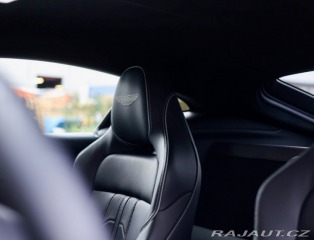 Aston Martin V8 Vantage | NaSklade - Malachite m 2024