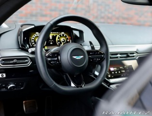 Aston Martin V8 Vantage | NaSklade - Malachite m 2024