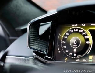 Aston Martin V8 Vantage | NaSklade - Malachite m 2024