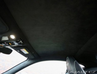 Aston Martin V8 Vantage | NaSklade - Malachite m 2024