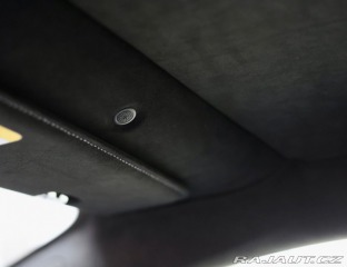 Aston Martin V8 Vantage | NaSklade - Malachite m 2024