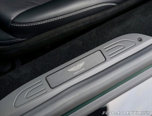 Aston Martin V8 Vantage | NaSklade - Malachite m 2024