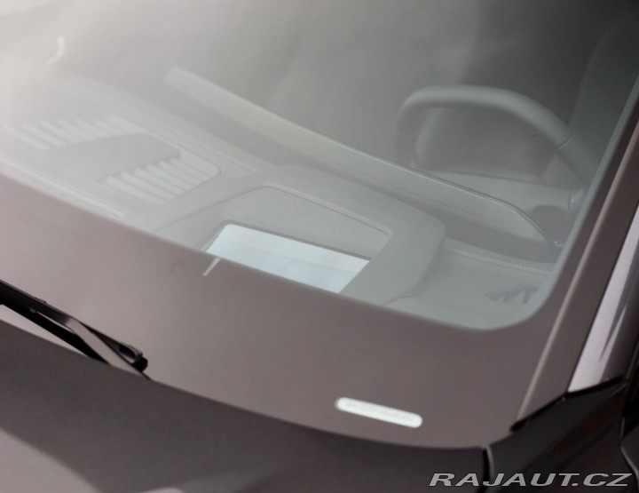 Audi Ostatní modely A5 Avant 2.0 TFSI e-hybrid 270KW 2025