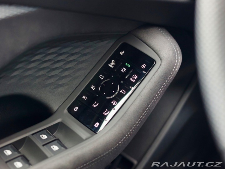 Audi Ostatní modely A5 Avant 2.0 TFSI e-hybrid 270KW 2025