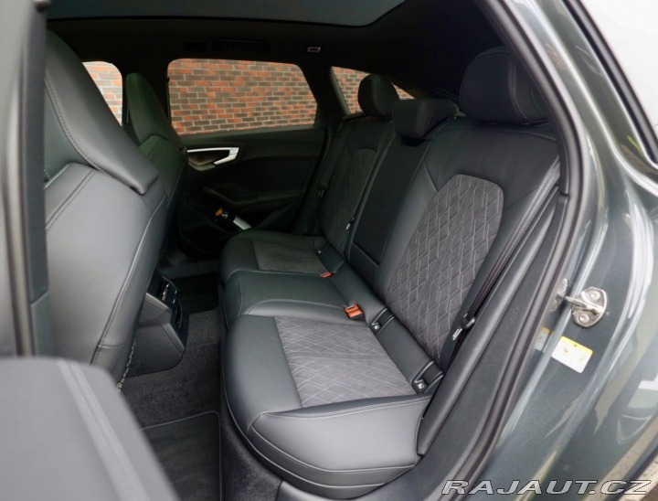 Audi Ostatní modely A5 Avant 2.0 TFSI e-hybrid 270KW 2025