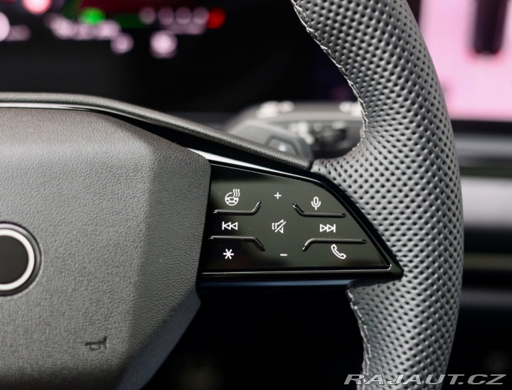 Audi Ostatní modely A5 Avant 2.0 TFSI e-hybrid 270KW 2025