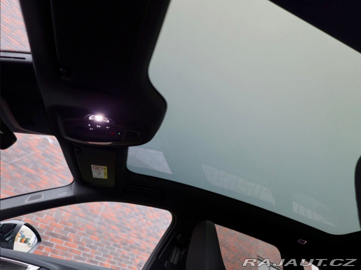 Audi Ostatní modely A5 Avant 2.0 TFSI e-hybrid 270KW 2025