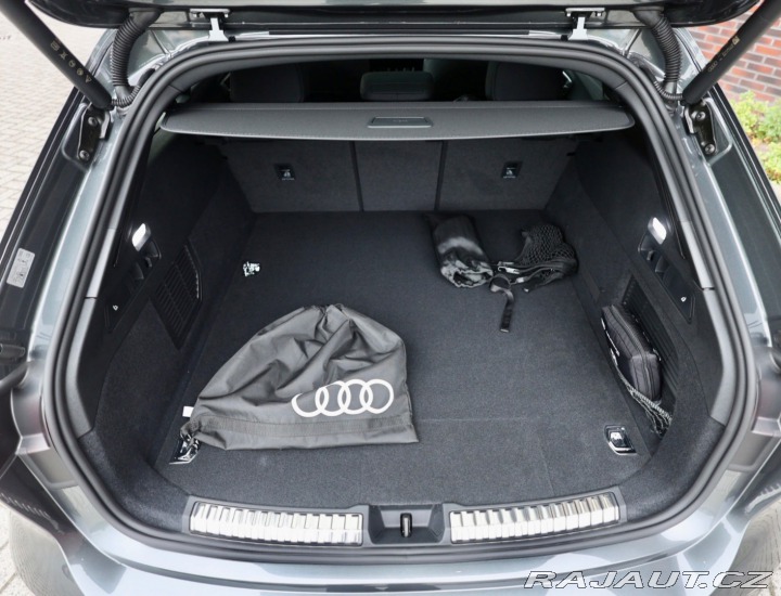 Audi Ostatní modely A5 Avant 2.0 TFSI e-hybrid 270KW 2025