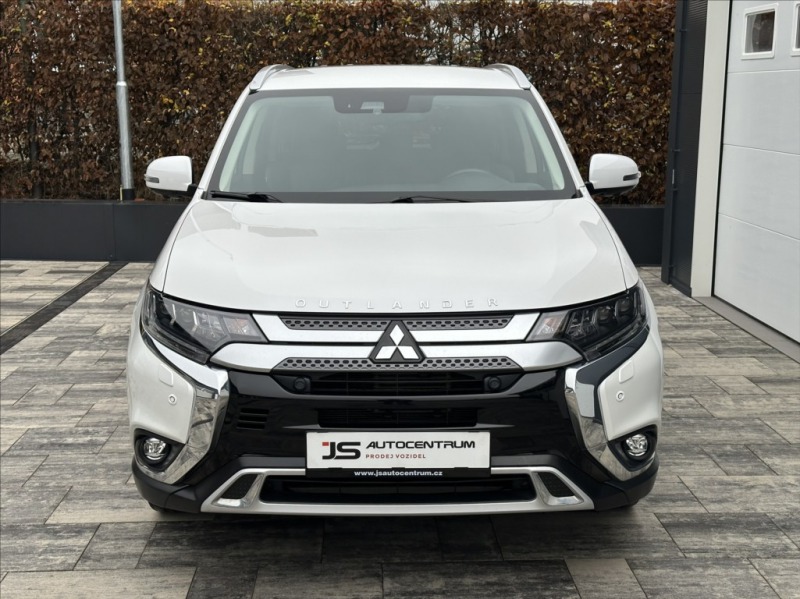 Mitsubishi Outlander 2,0 150PS Instyle+-7 A/T