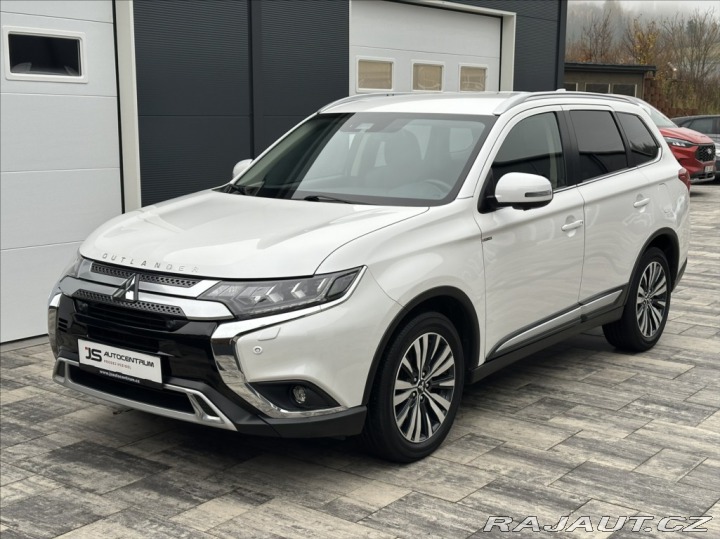Mitsubishi Outlander 2,0 150PS Instyle+-7 A/T 2019