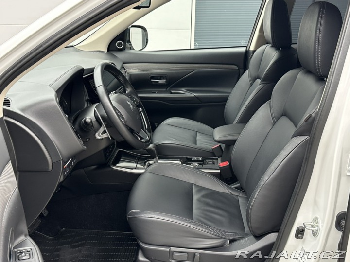 Mitsubishi Outlander 2,0 150PS Instyle+-7 A/T 2019