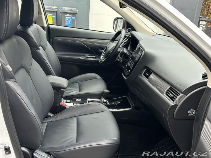 Mitsubishi Outlander 2,0 150PS Instyle+-7 A/T 2019