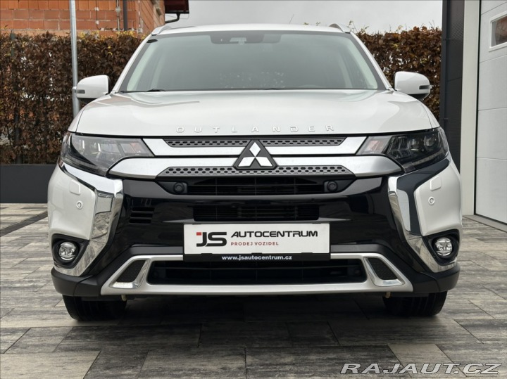 Mitsubishi Outlander 2,0 150PS Instyle+-7 A/T 2019