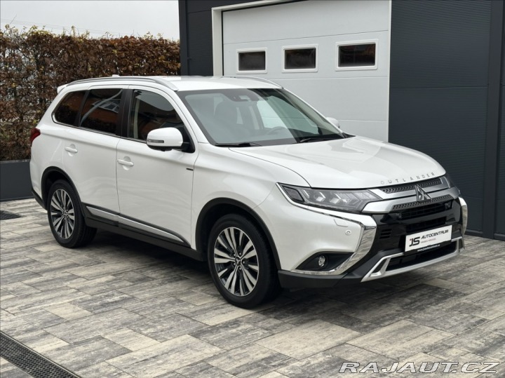 Mitsubishi Outlander 2,0 150PS Instyle+-7 A/T 2019