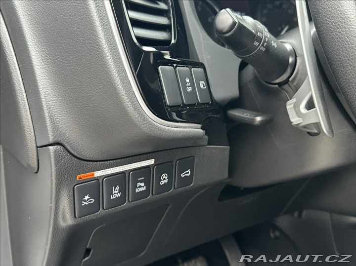 Mitsubishi Outlander 2,0 150PS Instyle+-7 A/T 2019