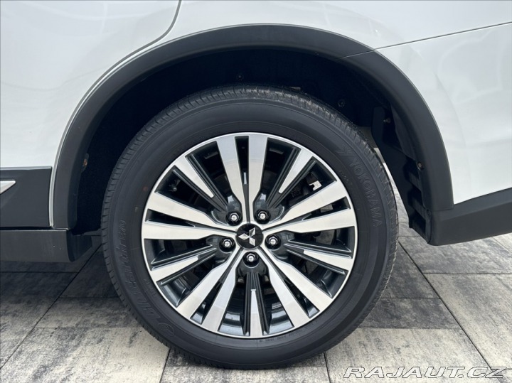 Mitsubishi Outlander 2,0 150PS Instyle+-7 A/T 2019