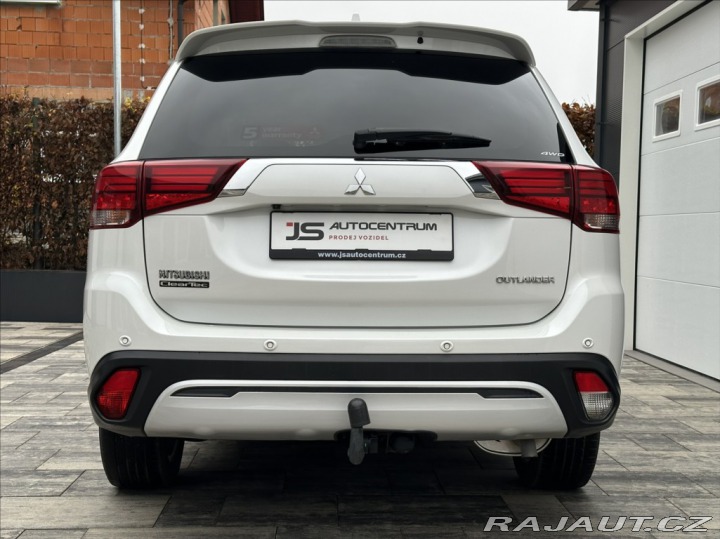 Mitsubishi Outlander 2,0 150PS Instyle+-7 A/T 2019