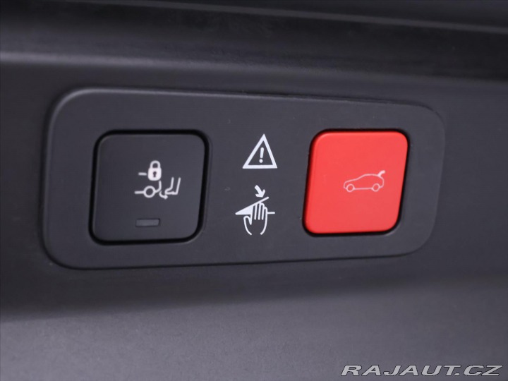 Peugeot 5008 2,0 HDI 110kW GT line LED 2017