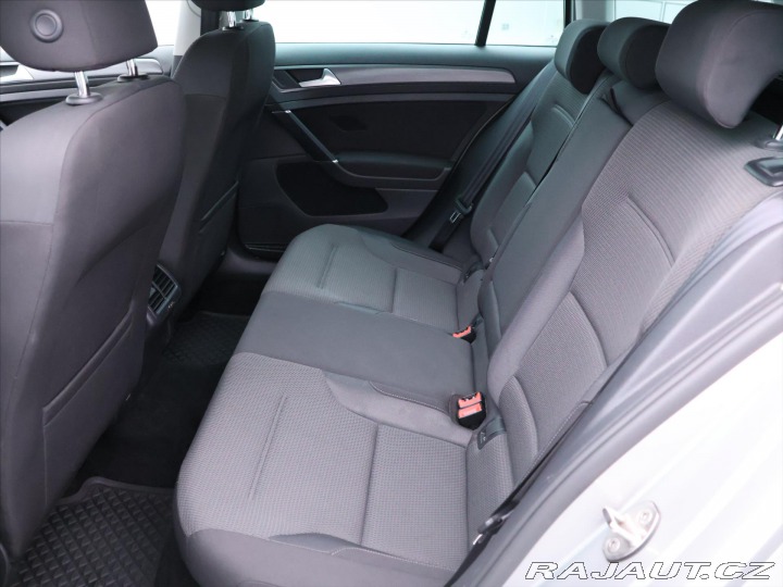 Volkswagen Golf 1,6 TDI LED DPH 1.Maj. 2019