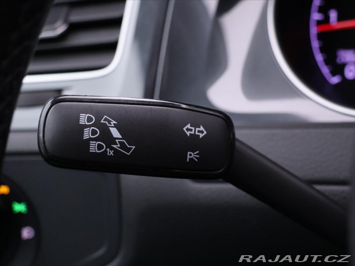 Volkswagen Golf 1,6 TDI LED DPH 1.Maj. 2019