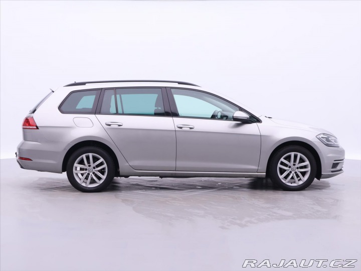 Volkswagen Golf 1,6 TDI LED DPH 1.Maj. Ta 2019