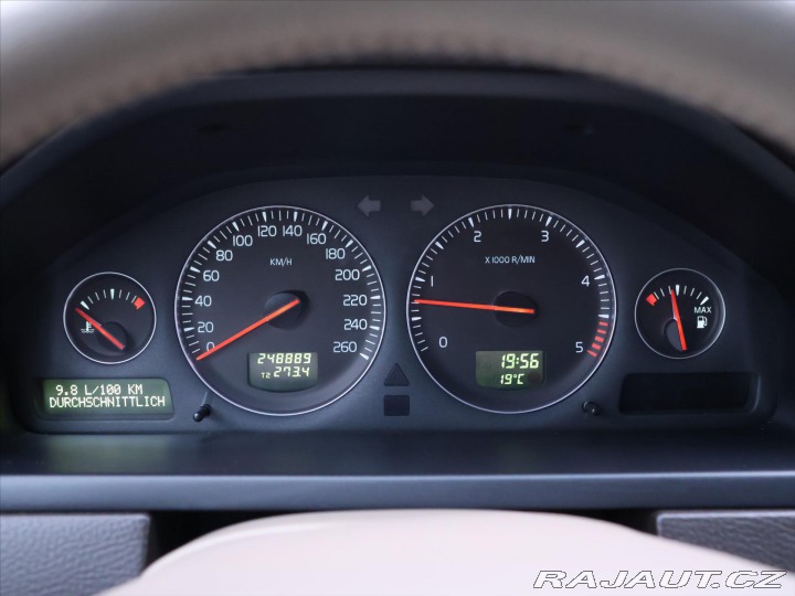 Volvo XC90 2,4 D 138KW 4X4 KLIMA 2006