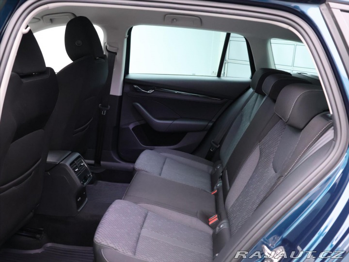 Škoda Octavia 2,0 TDI 110kW DSG Clever 2023