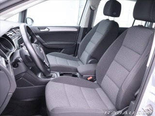 Volkswagen Touran 2,0 TDI 110kW DSG 1.Maj D 2021